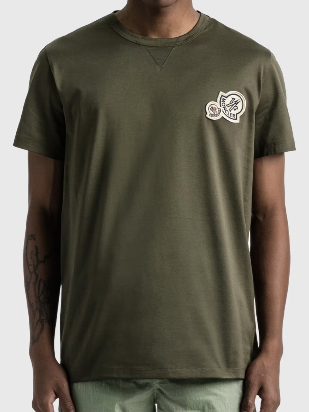 Moncler Olive Green Short Sleeve Crewneck T-Shirt with Logo Patch Sz.XL